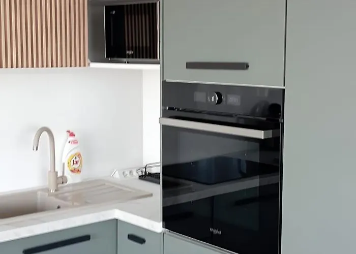 Apartment Luxurious Brand New Free Parking